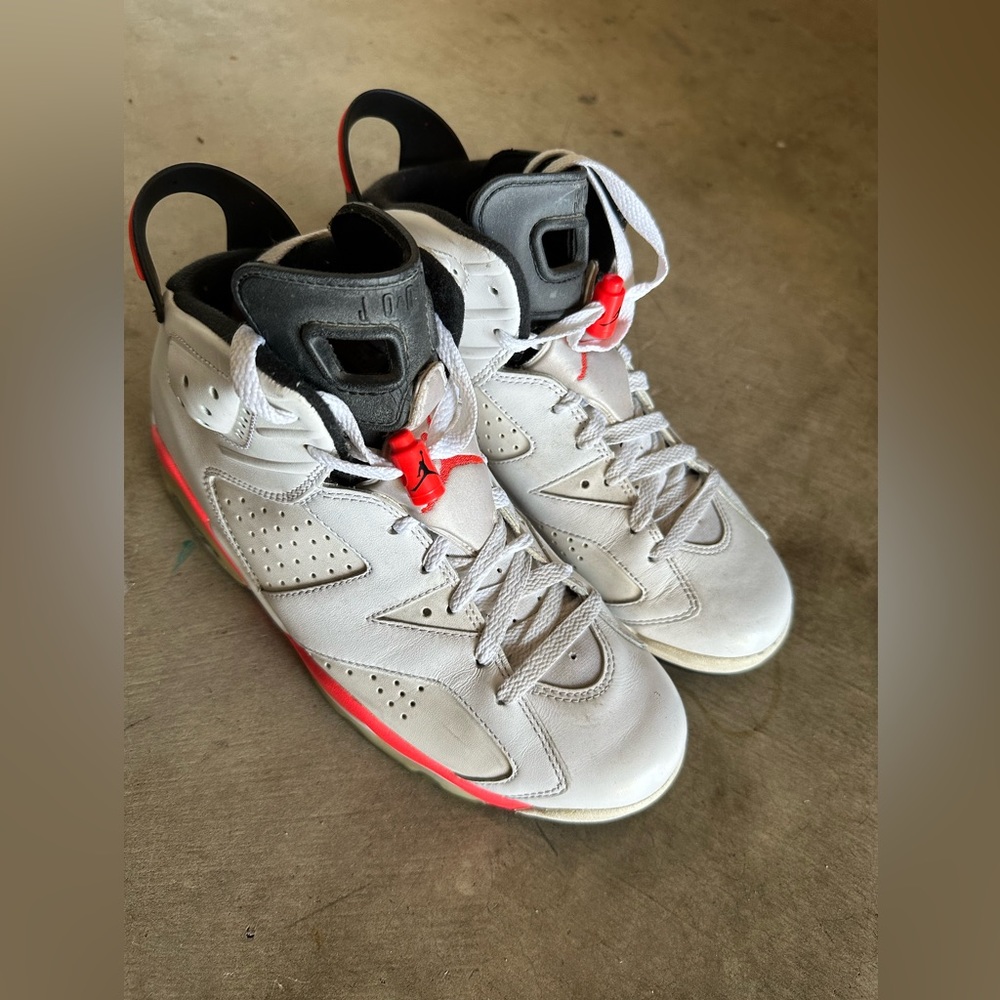 Jordan 6 white infrared OG size 8